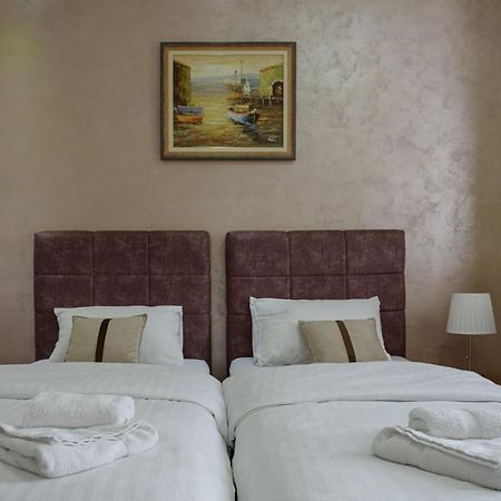 Hotel Inex Grande Lux à Negotin Extérieur photo